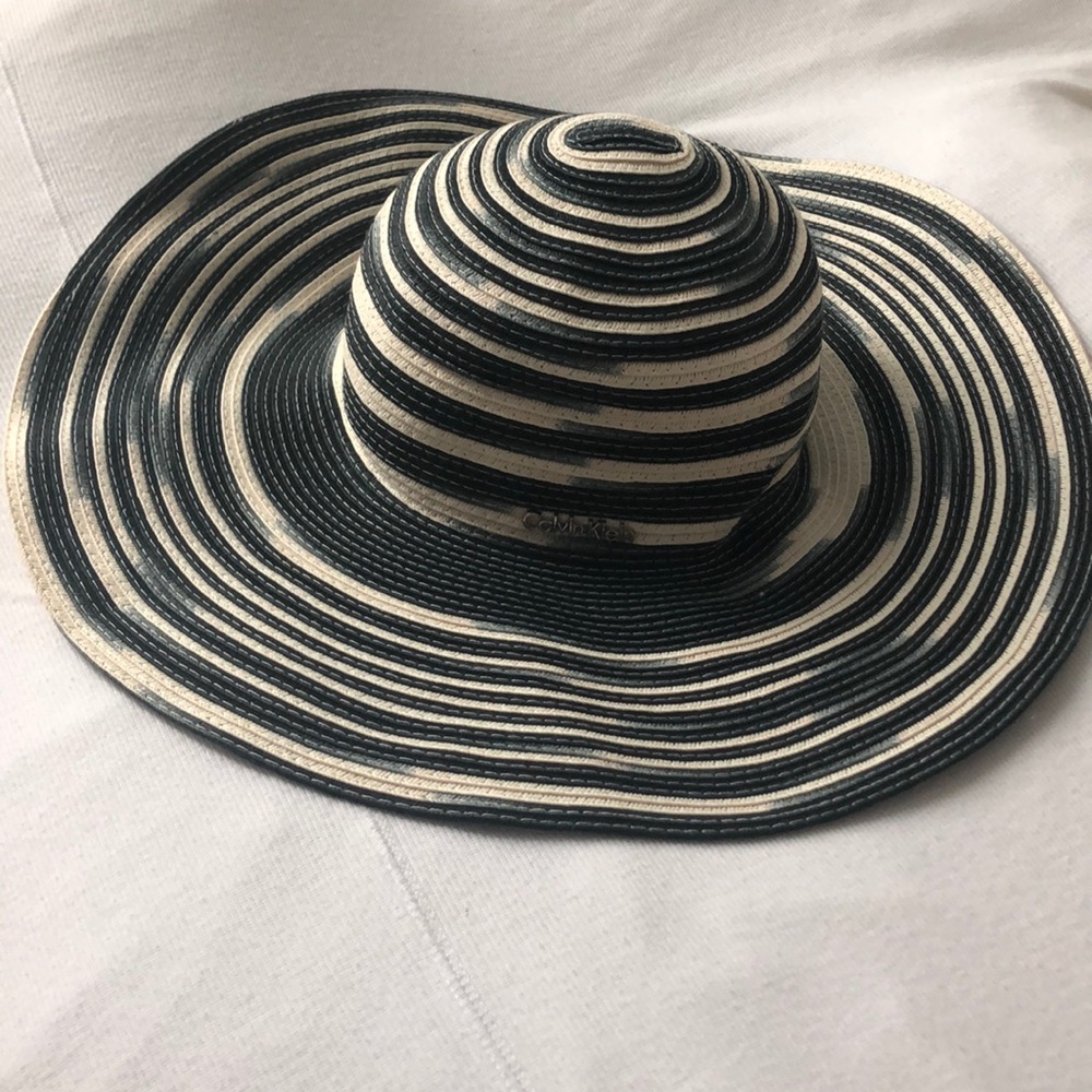 Calvin Klein Beach Hat, Never Worn!